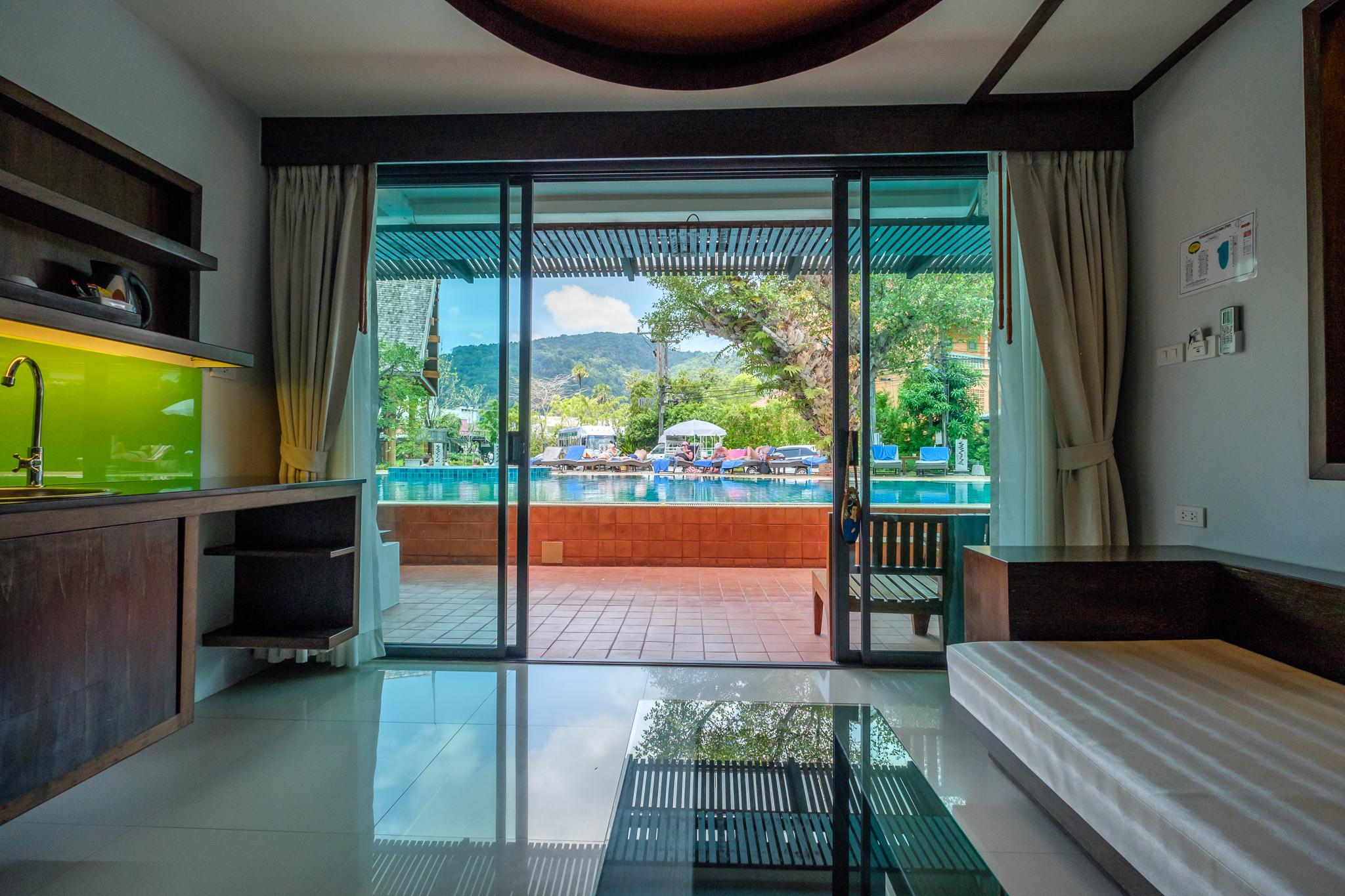 Naina Resort&Spa - SHA Extra Plus Patong Exterior foto