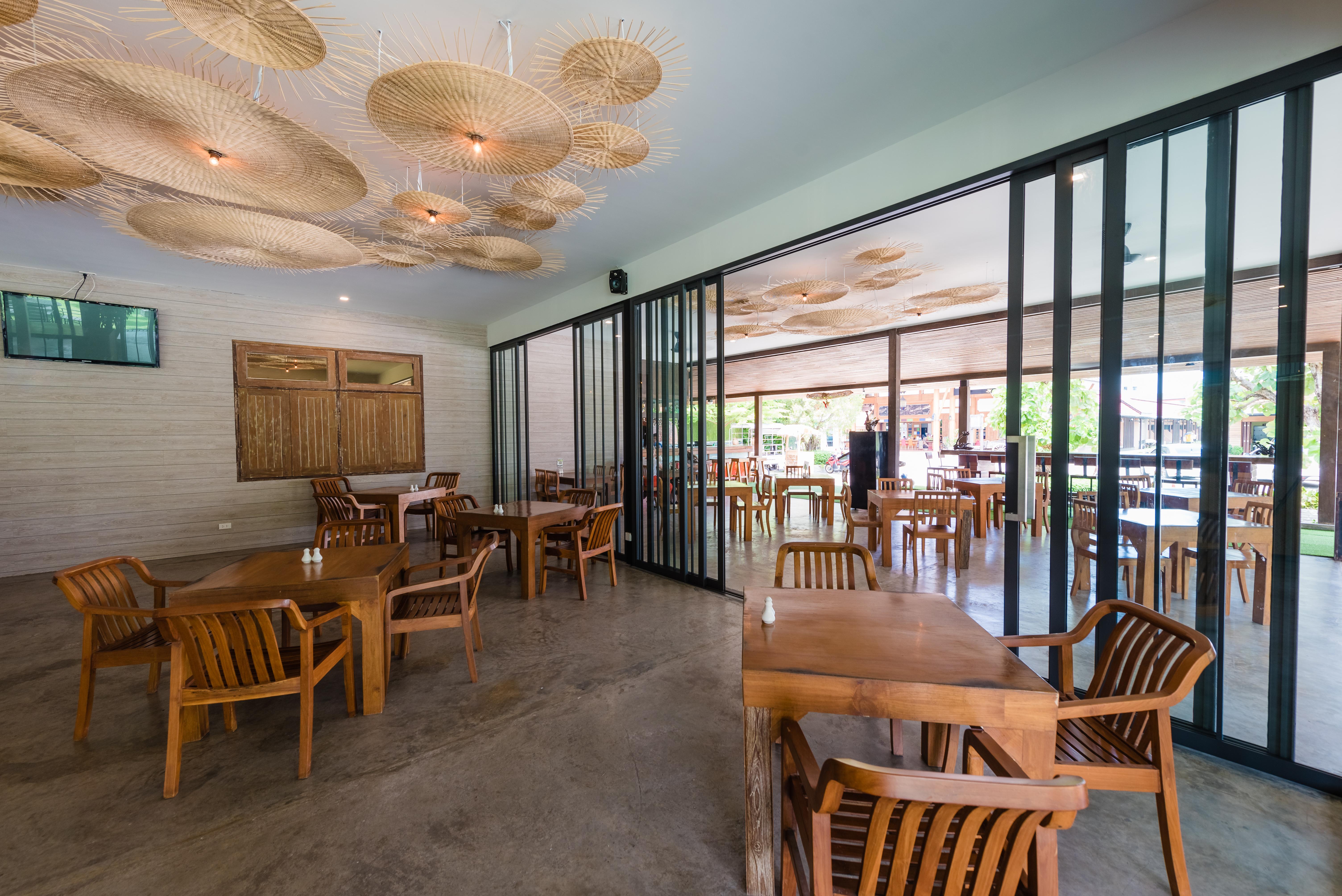 Naina Resort&Spa - SHA Extra Plus Patong Exterior foto