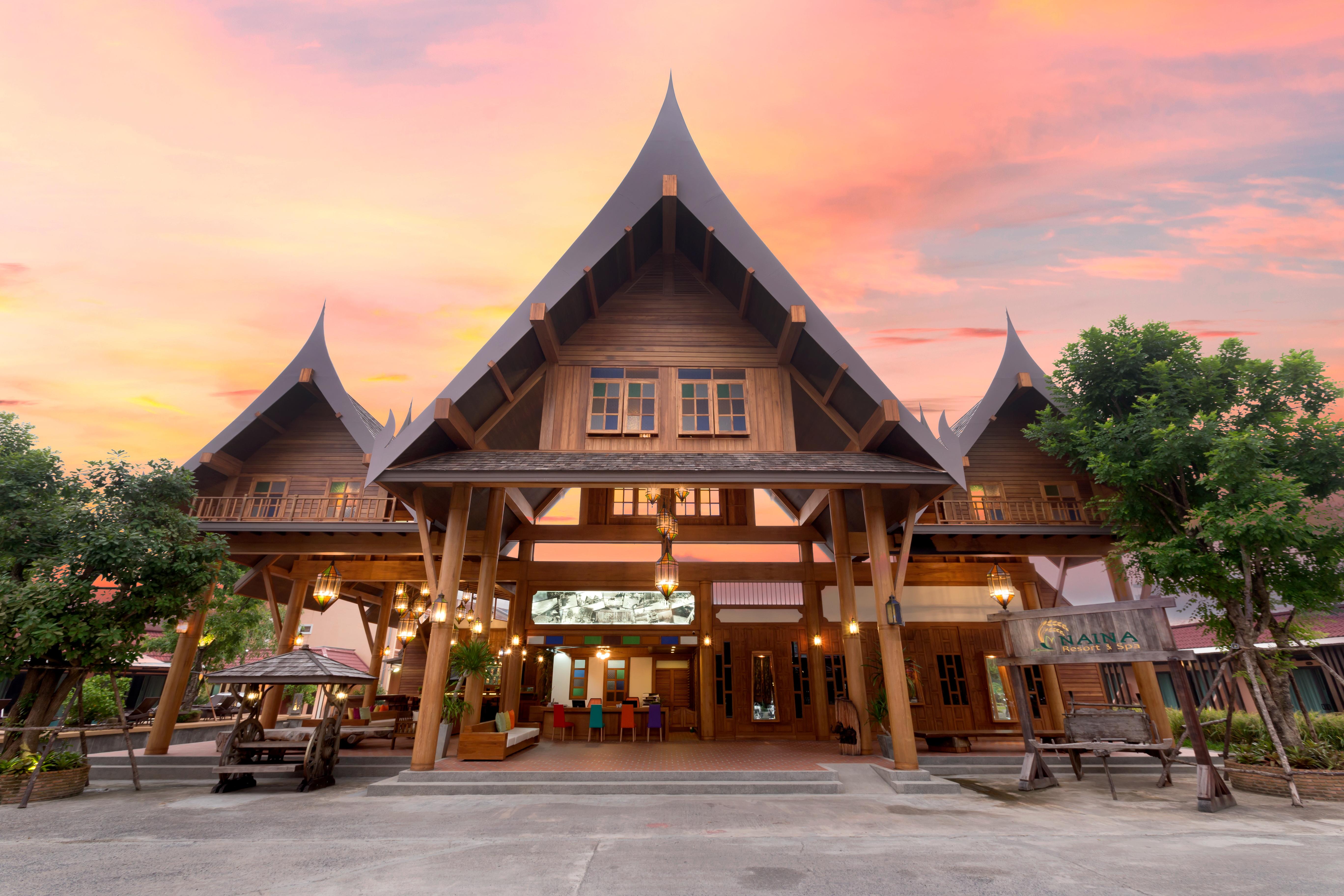 Naina Resort&Spa - SHA Extra Plus Patong Exterior foto